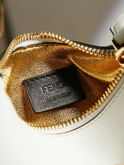 フェンディバッグ全体デザイン